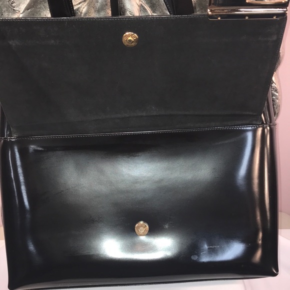 SOLD Vintage Gucci handbag 💝 - Picture 3 of 8